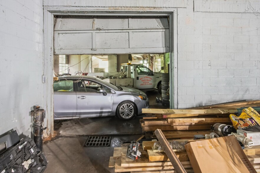 More Photos Of 344 Indian Ave, Bridgeton Auto Repair For Sale
