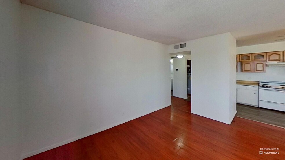 More Photos Of 833 Bruce St, Las Vegas Apartments For Sale