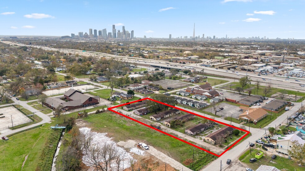 Primary Photo Of 3121 Brewster St, Houston Land For Sale