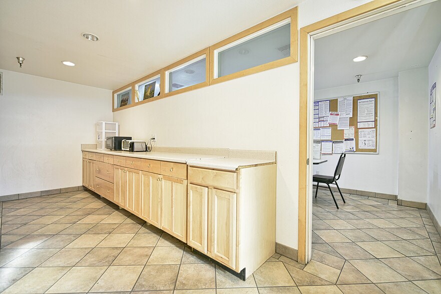 More Photos Of 1744 Forrest Way, Carson City Manufacturing For Sale