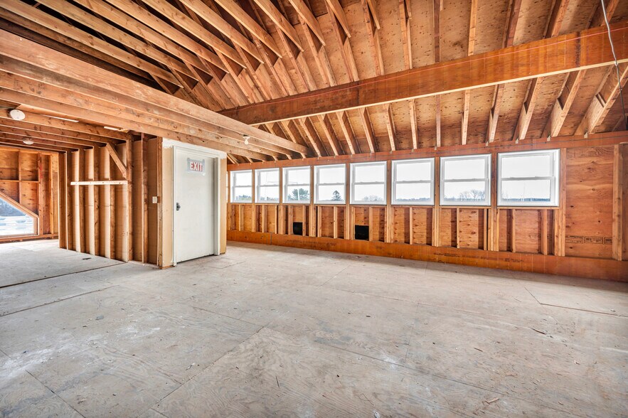 More Photos Of 4 Broadway Avenue Ext, Mystic Office For Sale