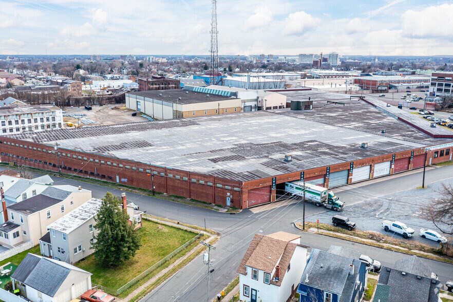 More Photos Of 200 Kelsey Ave, Ewing Warehouse For Lease