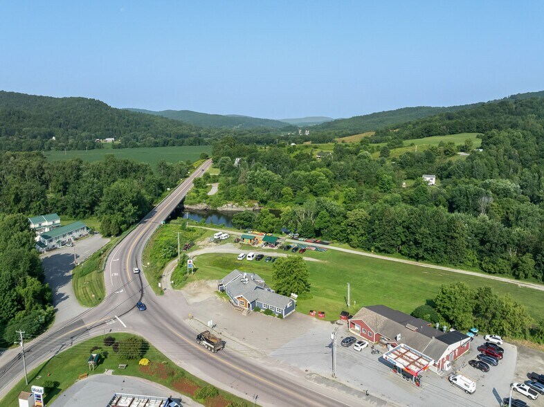 More Photos Of 4807 VT-15, Jeffersonville Specialty For Sale