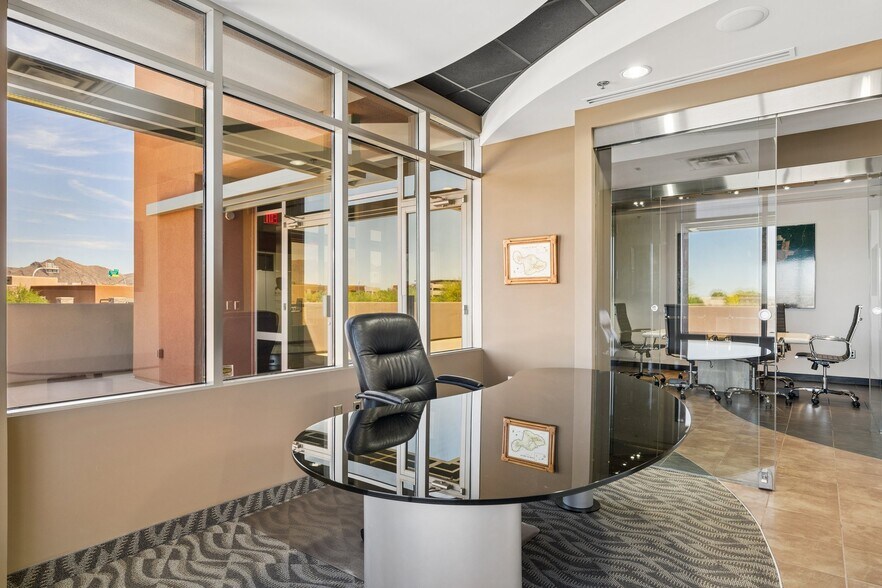 More Photos Of 8765 E Bell Rd, Scottsdale Loft Creative Space For Sale