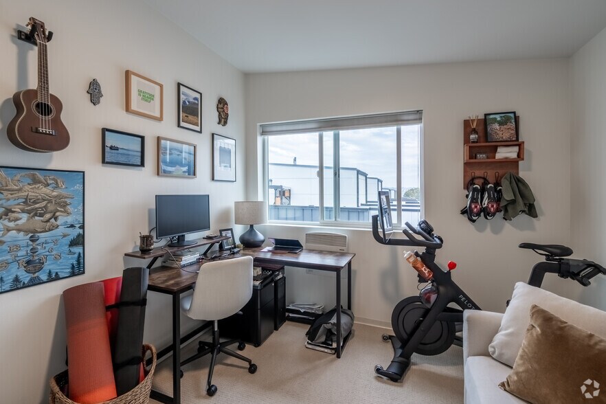 More Photos Of 3402 15th Ave W, Seattle Apartments For Sale