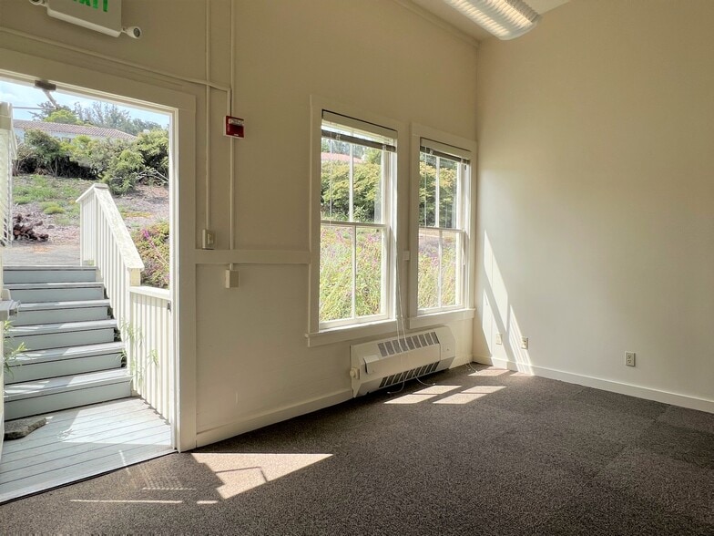 More Photos Of 572 Ruger St, San Francisco Office For Lease