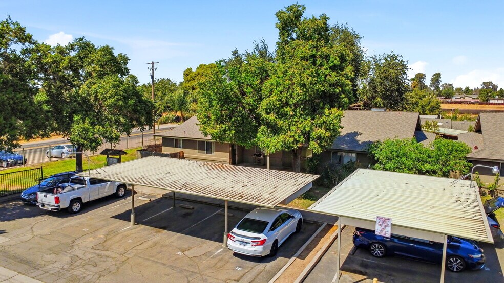 More Photos Of 1262 N Marks Ave, Fresno Apartments For Sale