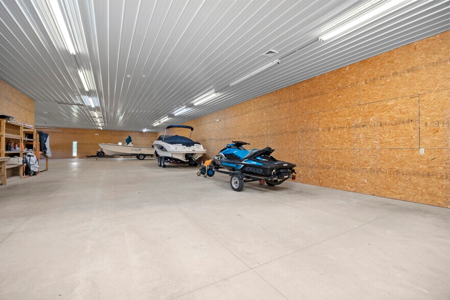 More Photos Of 1200 S Hartshorn Rd, Lakeside Marblehead Warehouse For Sale