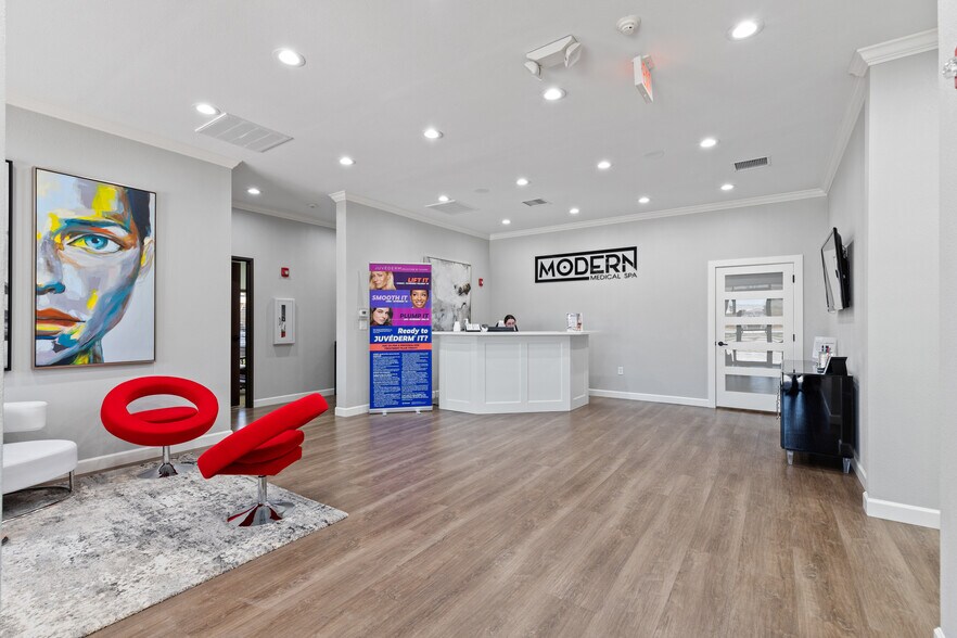 More Photos Of 5422 Alpha Rd, Dallas Medical For Sale