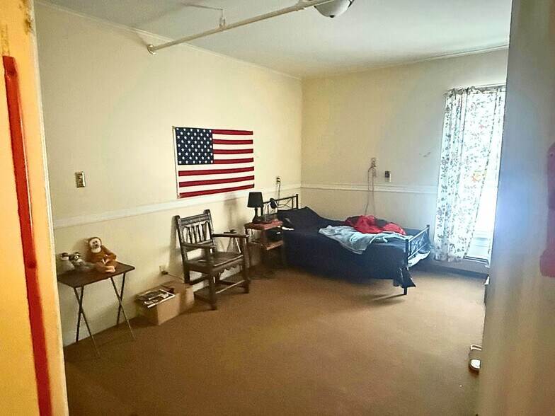 More Photos Of 4 Washington Park, Oxford Healthcare For Sale