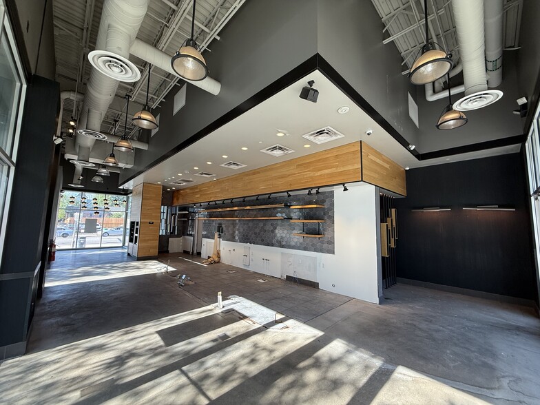 More Photos Of 4205-4245 W Colfax Ave, Denver Restaurant For Lease