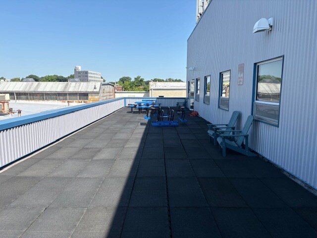 More Photos Of 83-40 72nd Dr, Glendale Office For Sale