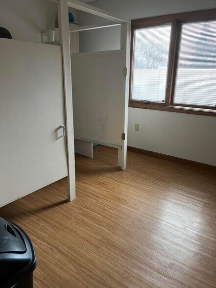 More Photos Of 3375 Merriam St, Muskegon Office For Lease