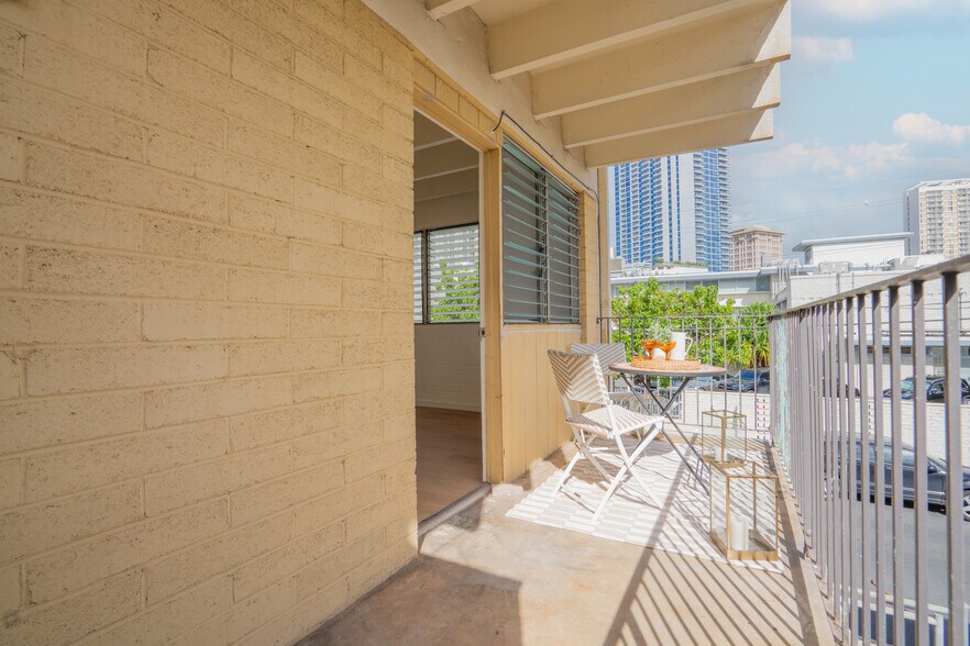 More Photos Of 1909 Kahakai Dr, Honolulu Apartments For Sale