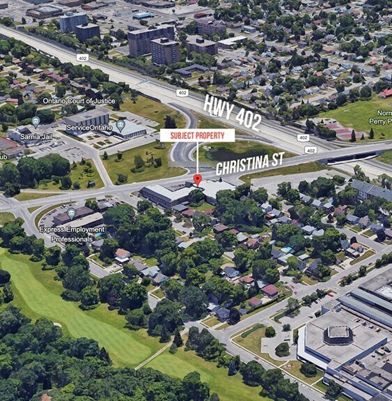 More Photos Of 751 Christina St, Point Edward Hotel For Sale