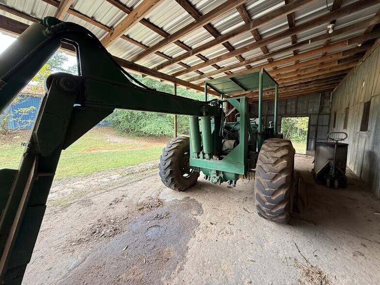 More Photos Of 245 E Washington St, Abbeville Industrial For Sale