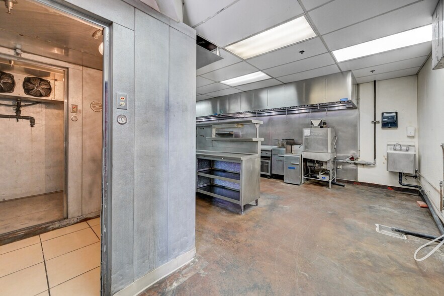 More Photos Of 2100 Fremont St, Las Vegas Restaurant For Sale
