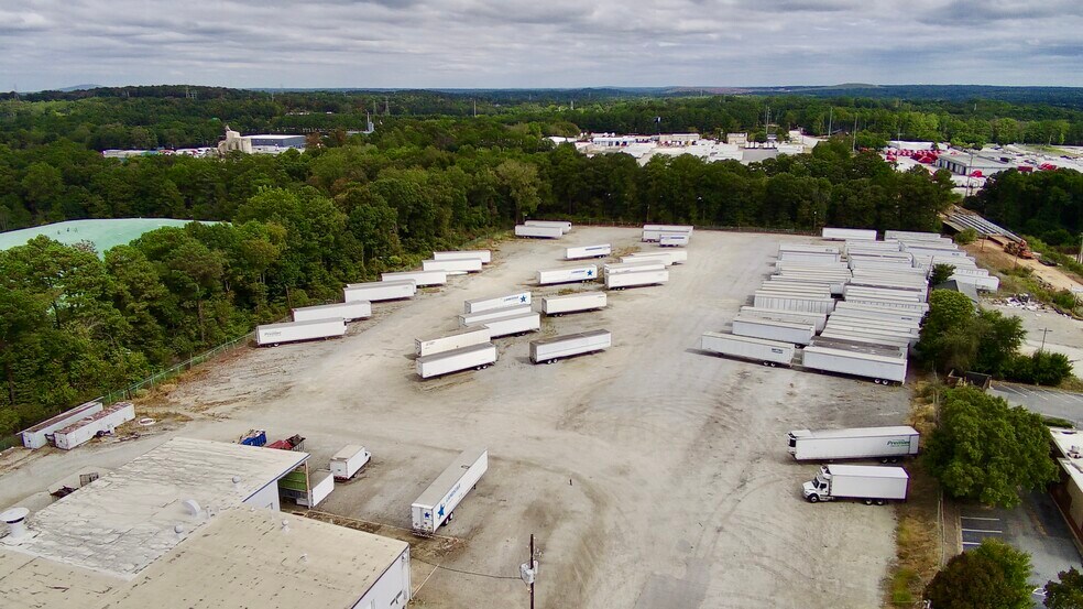 More Photos Of 3368 Moreland Ave, Conley Distribution For Lease