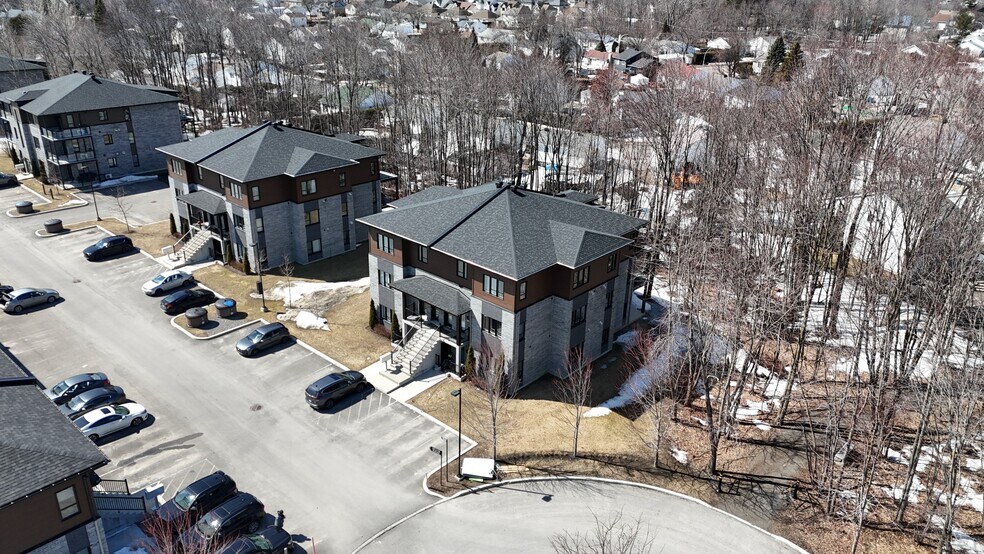 More Photos Of 108 Rue Bruno-Dion, Blainville Apartments For Sale