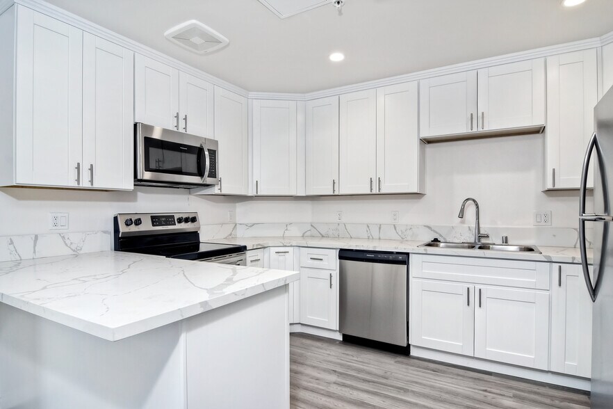 More Photos Of 819-825 D Ave, National City Apartments For Lease