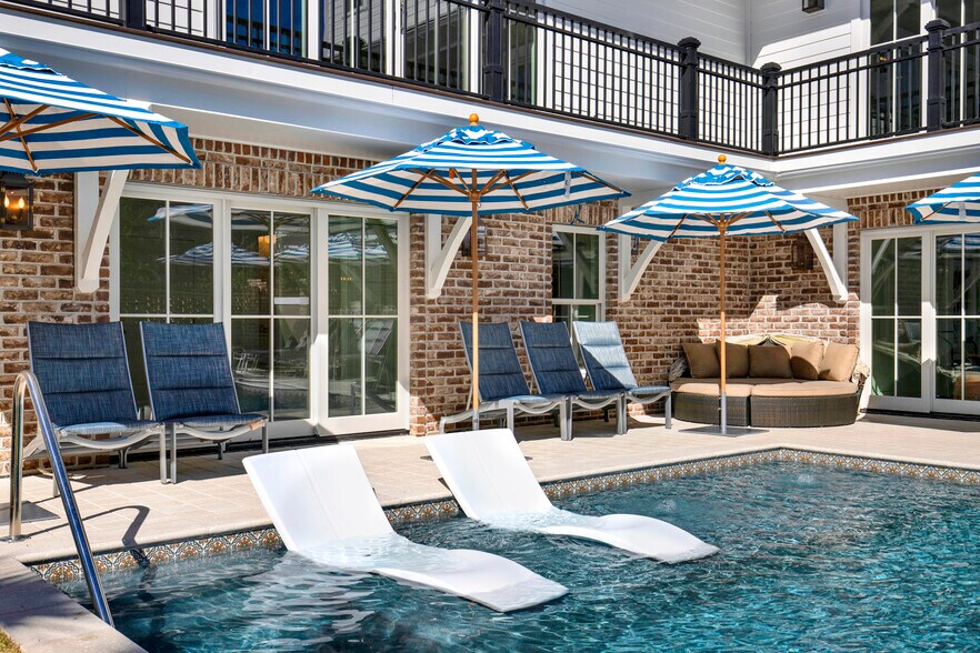 More Photos Of 104 17th st, Tybee Island Apartments For Sale