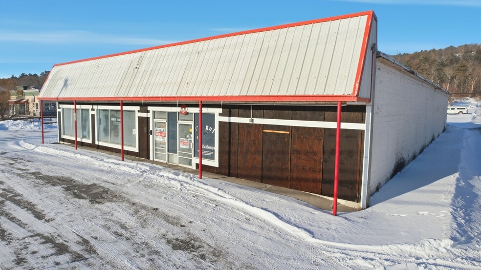Primary Photo Of 260 Broadway, Whitehall Freestanding For Sale