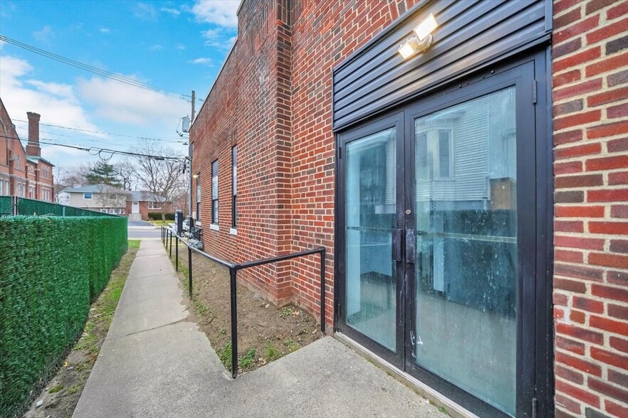 More Photos Of 63 New Main St, Haverstraw Medical For Sale