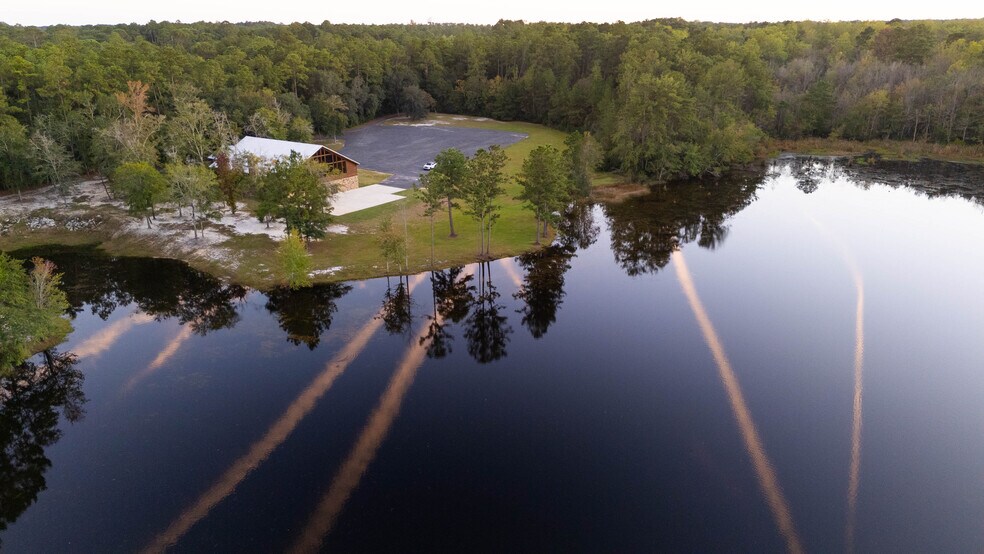 More Photos Of 3817 Central St, Waycross Specialty For Sale