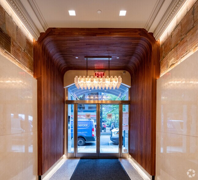 More Photos Of 62 W 45th St, New York Office For Lease