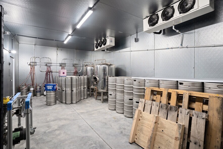 More Photos Of 4810 Long Beach Rd SE, Southport General Retail For Sale