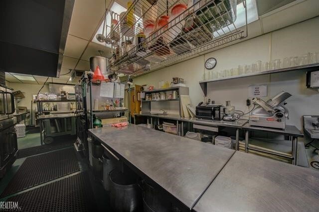 More Photos Of 24611 Gratiot Ave, Eastpointe Freestanding For Sale