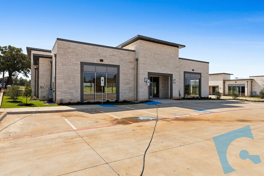 More Photos Of 2520 E State Highway 114, Southlake Medical For Lease