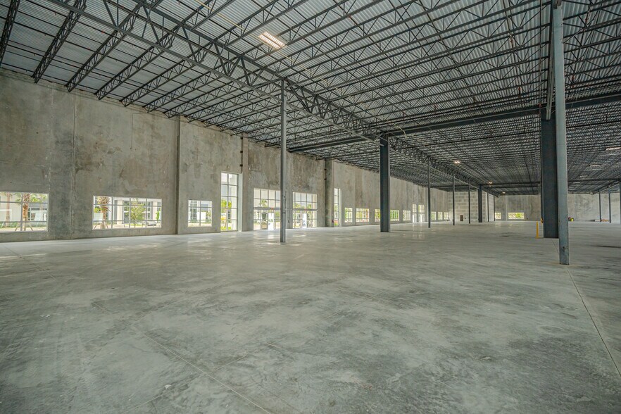 More Photos Of 1620 NW 215th St, Miami Gardens Unknown For Lease