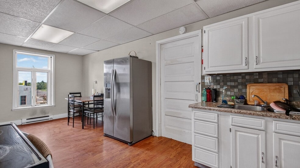 More Photos Of 110 W 2nd St N, Ladysmith General Retail For Sale
