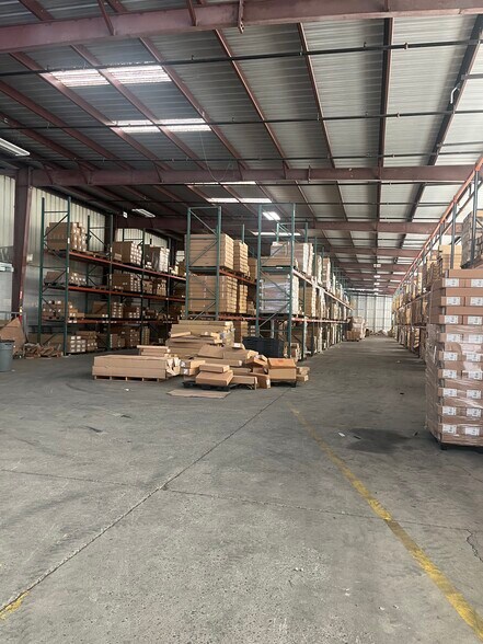 More Photos Of 501 Richardson Rd SE, Calhoun Warehouse For Lease