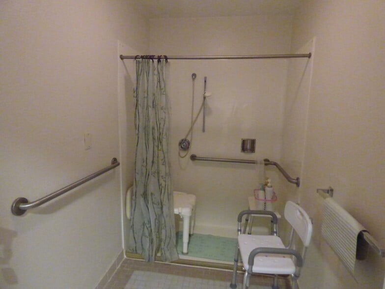 More Photos Of 32951-32965 Alvarado Niles Rd, Union City Congregate Senior Housing For Sale