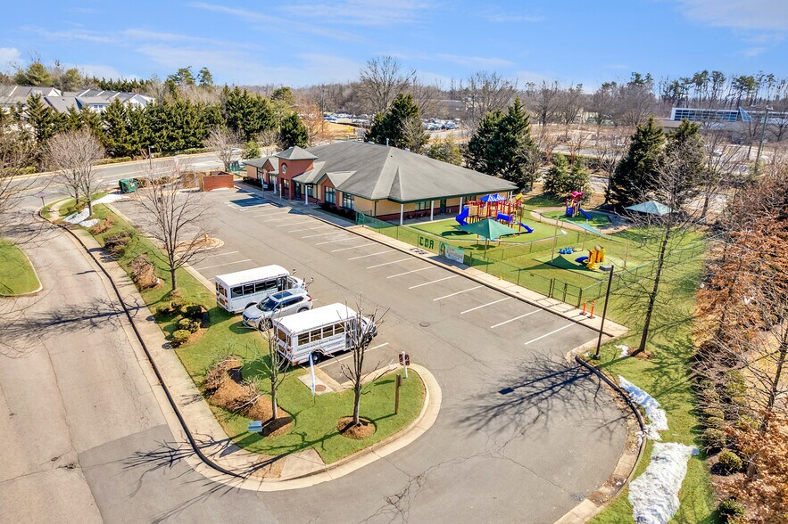 More Photos Of 12960 Troupe St, Woodbridge Daycare Center For Lease
