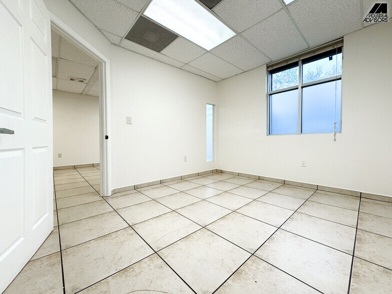 More Photos Of 5745-5759 NW 151st St, Miami Lakes Light Distribution For Lease