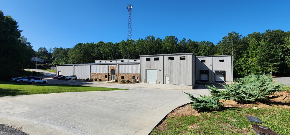 Primary Photo Of 329 Bell Park Dr, Woodstock Manufacturing For Sale