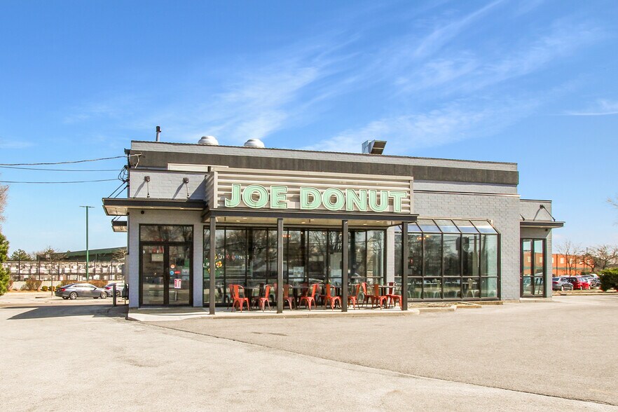 More Photos Of 720 E Rand Rd, Mount Prospect Fast Food For Sale