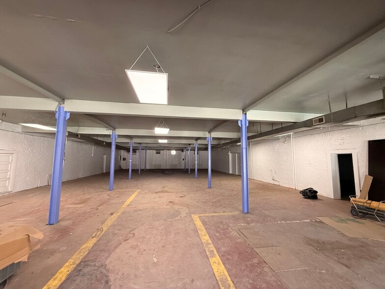 More Photos Of 221-223 E 9th Ave, Homestead Warehouse For Lease