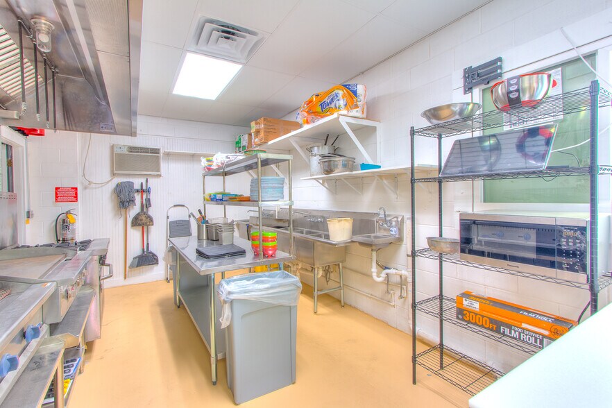 More Photos Of 301 S Belcher Rd, Clearwater Restaurant For Sale