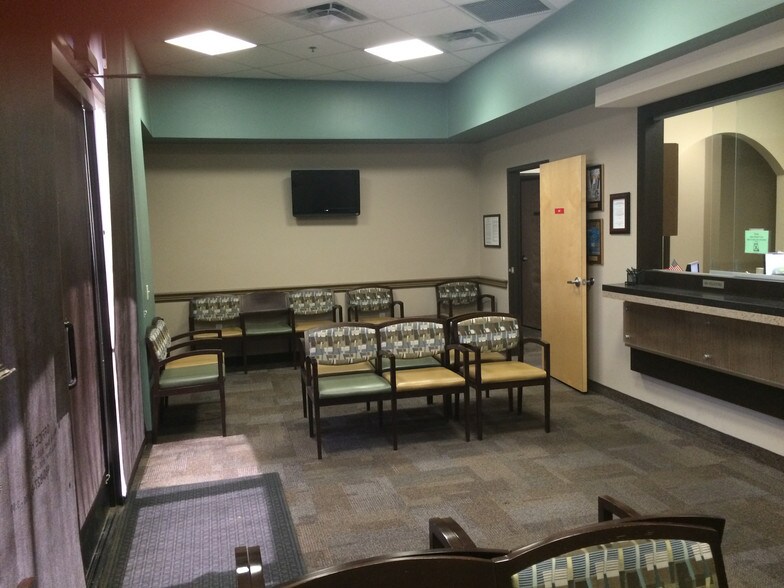 More Photos Of 16515 S 40th St, Phoenix Medical For Sale