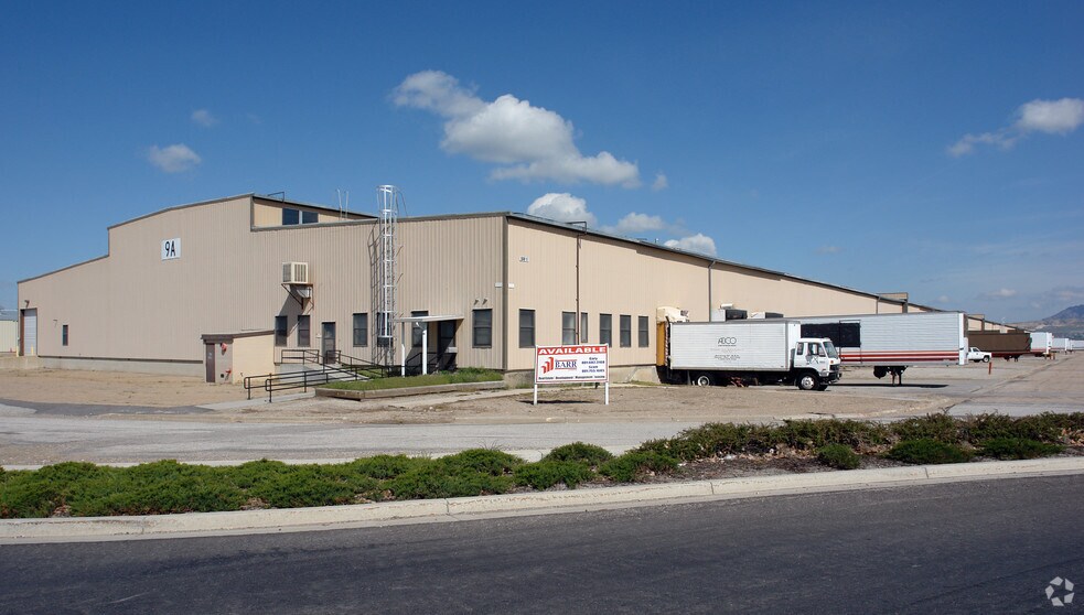 More Photos Of 884 W 2nd St, Ogden Warehouse For Lease