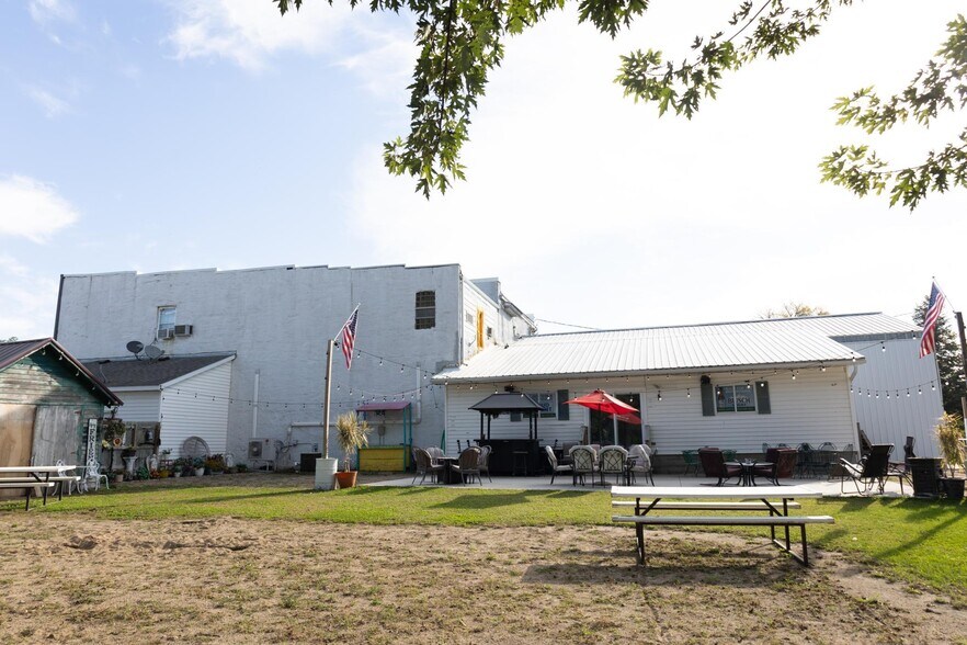 More Photos Of 103 W Main St, Hardwick Restaurant For Sale