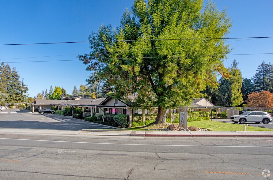 More Photos Of 851 Fremont Ave, Los Altos Medical For Lease