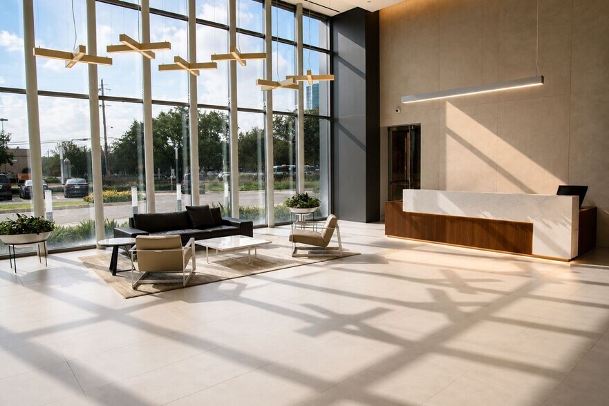 More Photos Of 17115 Red Oak Dr, Houston Medical For Sale