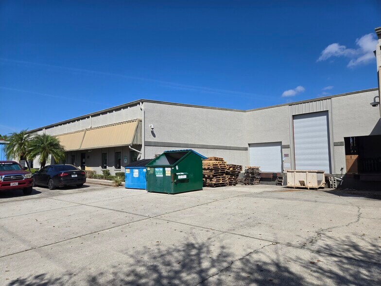 More Photos Of 340 Scarlet Blvd, Oldsmar Manufacturing For Sale