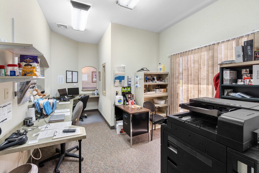 More Photos Of 113 Schuyler St, Fulton Unknown For Lease