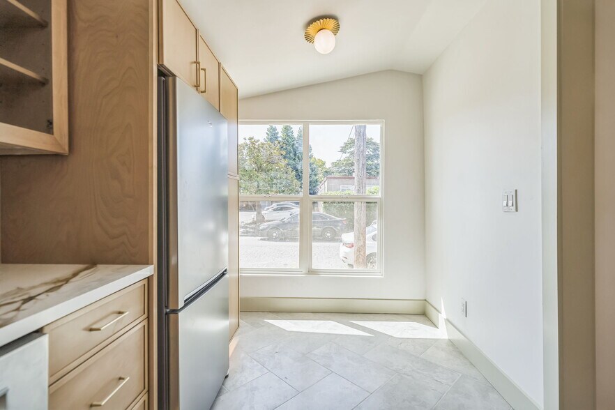 More Photos Of 937 Las Juntas St, Martinez Apartments For Sale